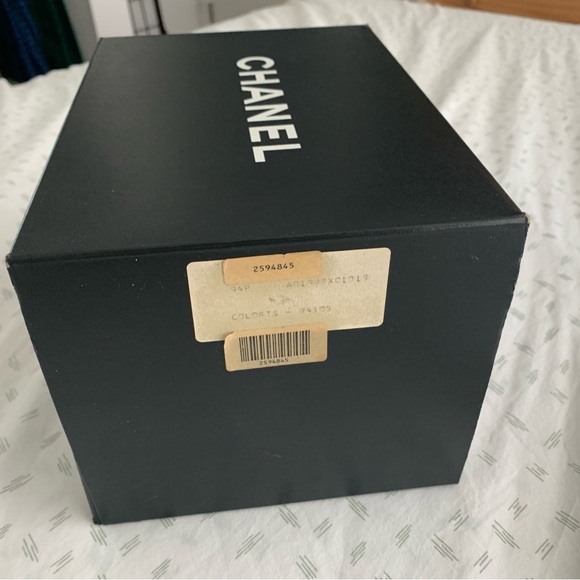 Chanel vintage vanity bag - Picture 8 of 9